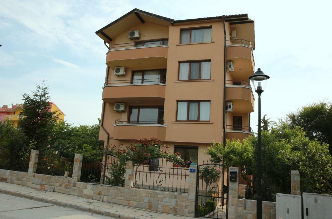 Guest House Ivanovi Cernomoreț Exterior foto